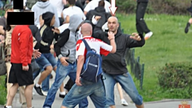 Tczew - Policja szuka uczestników rozróby przed meczem Polska-Rosja. Może to ktoś z Tczewa?