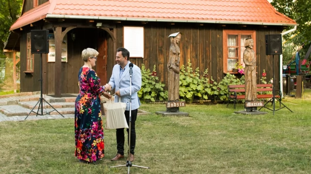 Tczew - Wystawa rzeźby Tomasza Koclęgi