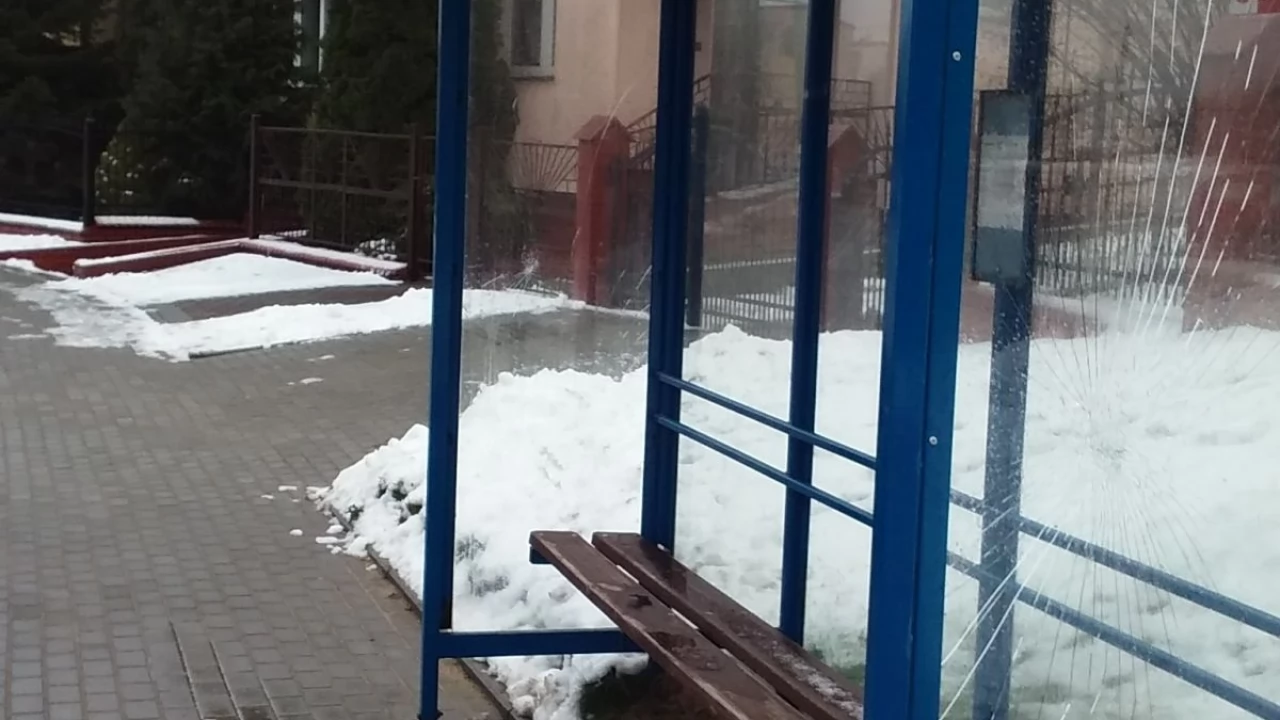 Tczew - Szok! Tak wandale niszczą nasze miasto