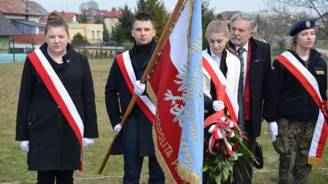 Tczew - Pamiętali o ofiarach Katynia. Ofiarami sowieckiej zbrodni byli także tczewianie