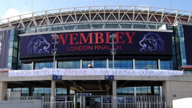 Tczew - Kibicowska fala protestów dotarła nawet na... WEMBLEY!!!