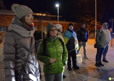 Tczew - Antywojenna demonstracja przeszła ulicami Tczewa