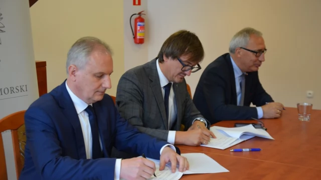 Tczew - Fundusz Dróg Samorządowych. Umowy podpisane