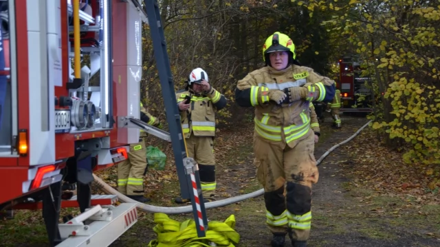 Tczew - Pożar w Czatkowach. Na miejscu 7 zastępów straży [WIDEO]