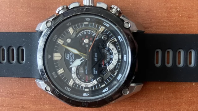 Tczew - Zgarek CASIO EF550