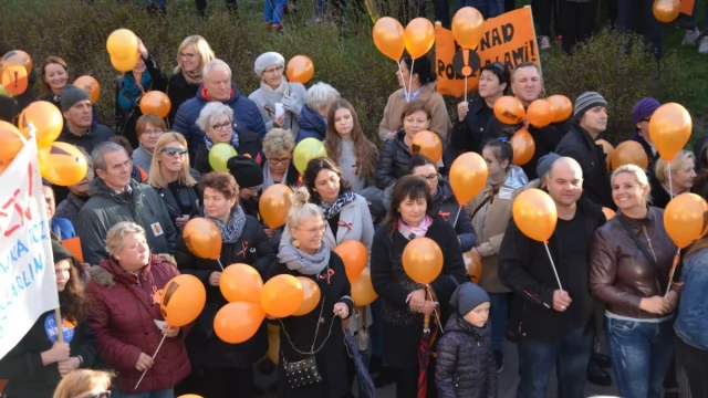 Tczew - Manifestacja pod delegaturą kuratorium. "Oświata stoi nad przepaścią"