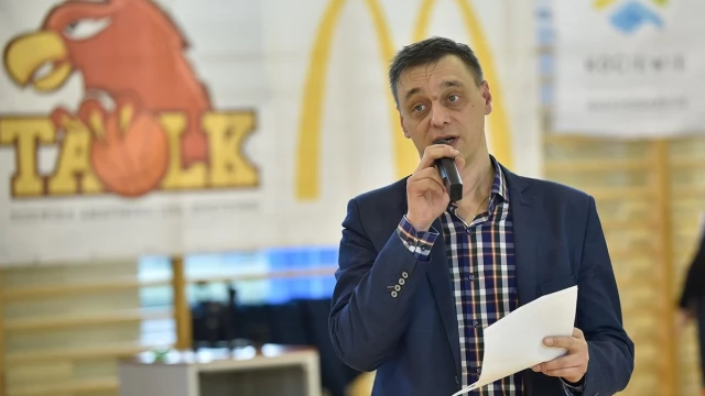 Tczew - Mecz Gwiazd zakończył jubileuszową X edycję Tczewskiej Amatorskiej Ligi Koszykówki