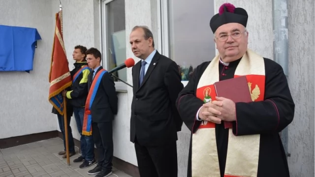 Tczew - Stadion przy ul. Elżbiety  nosi już imię Jana Stachowiaka