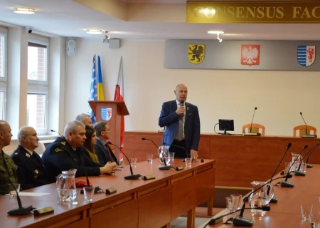 Tczew - Odprawa roczna policjantów. Zobacz wideo