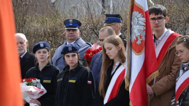 Tczew - Pamiętali o ofiarach Katynia. Ofiarami sowieckiej zbrodni byli także tczewianie