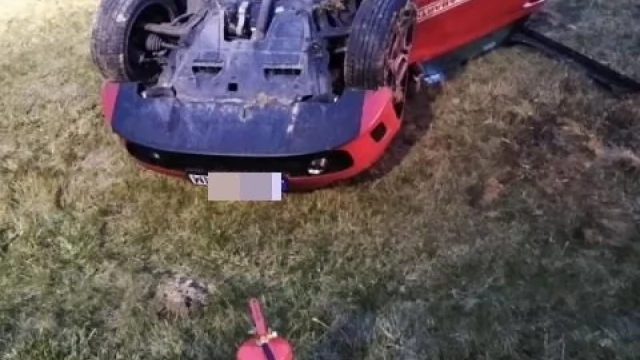Tczew - Autostrada A1. Auto wypadło z drogi i dachowało