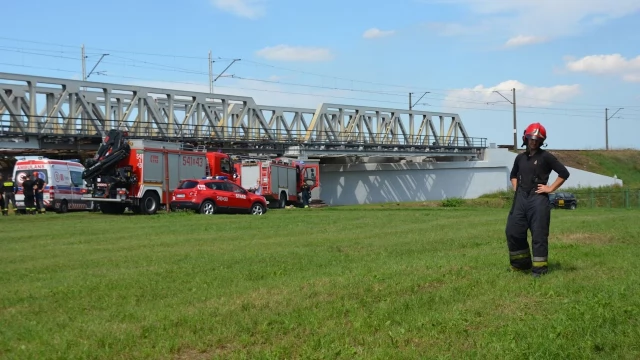 Tczew - Wypadek przy remoncie mostu! Zawaliło się rusztowanie - są ranni