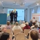 Tczew - Seniorzy rozmawiali o bezpieczeństwie. Spotkanie o oszustwach w Miejskiej Bibliotece Publicznej w Tczewie