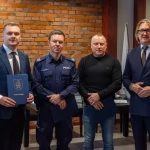 Tczew - Nagrodzeni za wyciągniecie z lodowatej rzeki mężczyzny