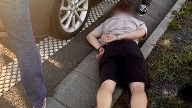 Tczew - Policjanci zatrzymali dwóch obywateli Ukrainy podejrzanych o oszustwa