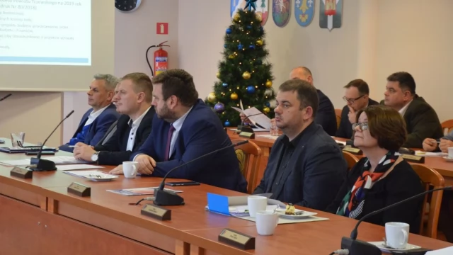 Tczew - Radni powiatu przyjęli projekt budżetu na 2019 rok