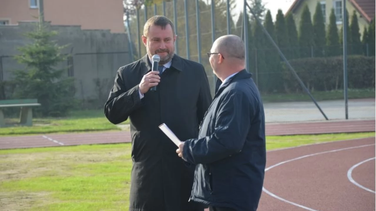 Tczew - Gimnazjaliści z "trójki" mają już  lekkoatletyczne boisko