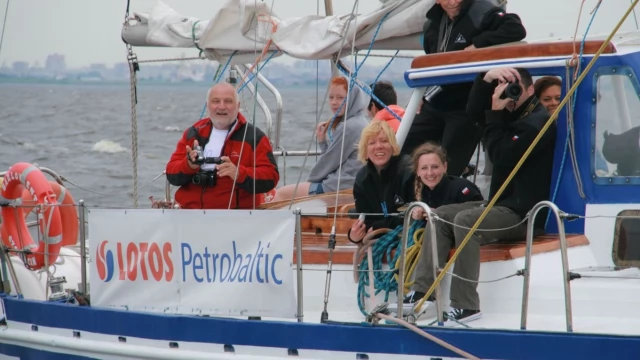 Tczew - Rosyjska Arktyka 2013 - s/y Barlovento II wziął udział w Paradzie Żagli w Petersburgu
