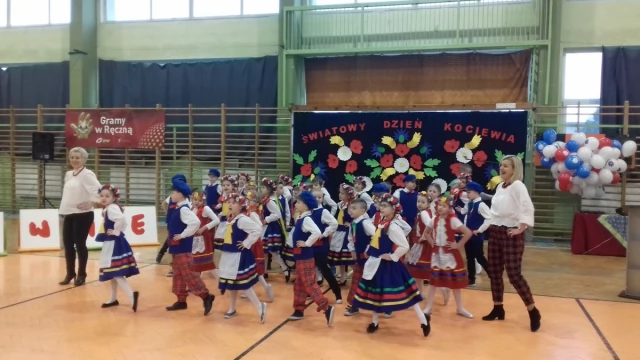 Tczew - Maki i Modraki świętowały Światowy Dzień Kociewia
