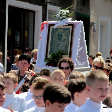Tczew - Boże Ciało. Wierni wyszli na ulice