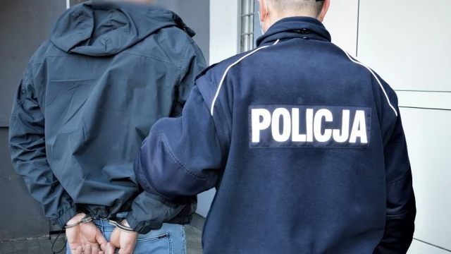 Tczew - Trzech mężczyzn pobiło dwie młode kobiety