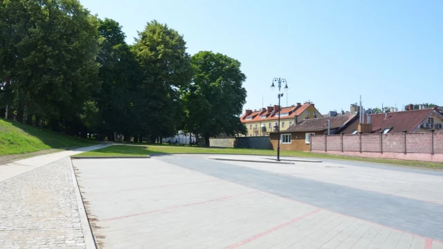 Tczew - Kilkadziesiąt nowych miejsc postojowych w sercu Starego Miasta