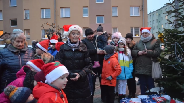Tczew - Na Suchostrzygach już świątecznie. Była choinka i prezenty