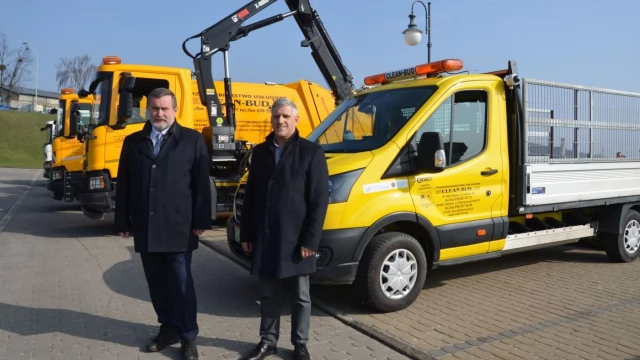 Tczew - Niskoemisyjne śmieciarki na ulicach Tczewa