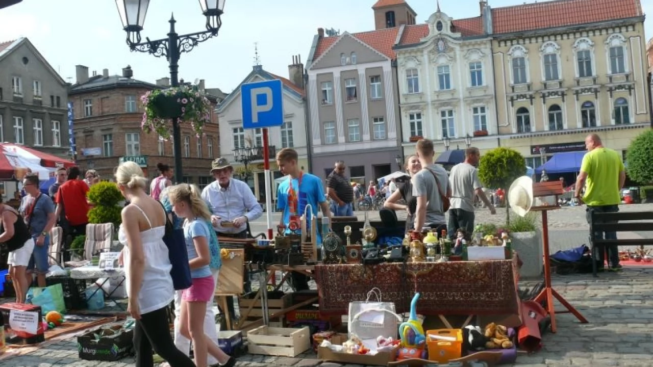 Tczew - Pchli Targ na placu Hallera