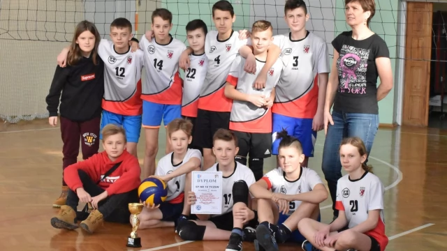 Tczew - Powiatowe Igrzyska Dzieci w Mini Piłce Siatkowej Chłopców