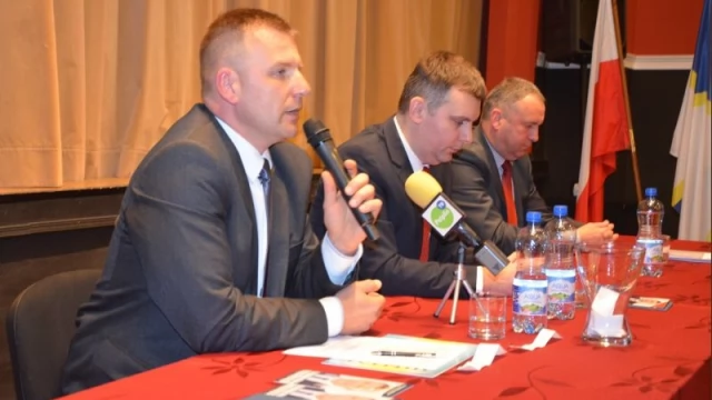 Tczew - Debata w Pelplinie z wątkiem księgowej w tle