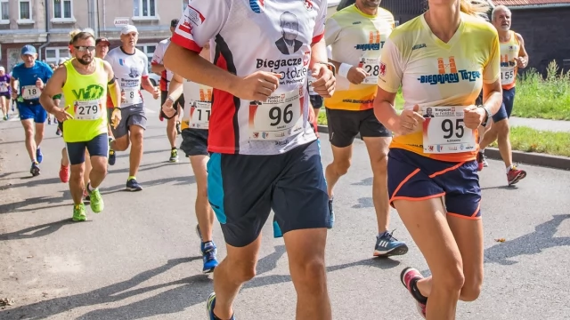 Tczew - "Biegacze w hołdzie Kazimierzowi Piechowskiemu" - Mistrzostwa Polski Kolejarzy na 10 km