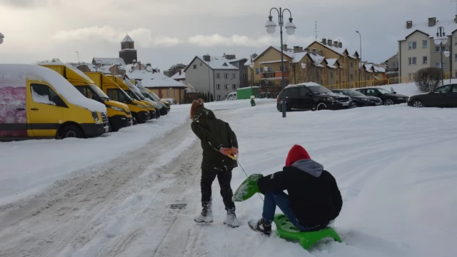 Tczew - Napadało białego puchu, jeszcze go przybędzie. Potem mróz