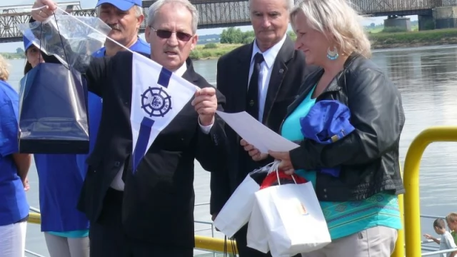 Tczew - IX Flis Wiślany. Kilkudziesięciu młodych żeglarzy zawinęło do Tczewa
