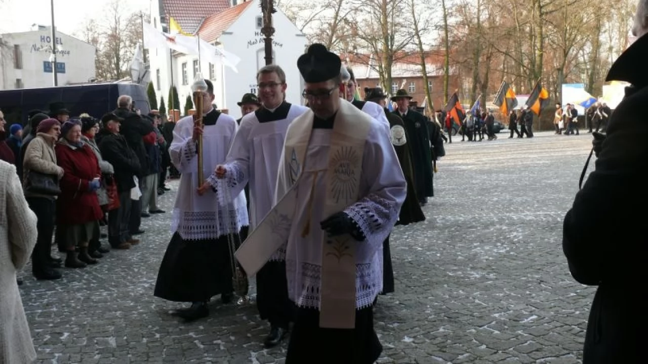 Tczew - Biskup Ryszard Kasyna uroczyście objął diecezję pelplińską