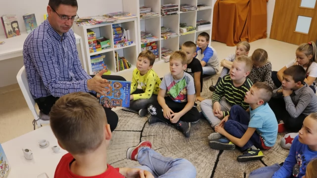 Tczew - Miłośnicy książek spotkali się ze znanym autorem literatury dziecięcej