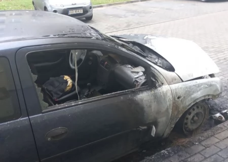 Tczew - Spalone auto na Saperskiej