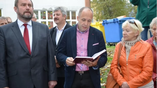 Tczew - Najmłodsi z "ósemki" mają już "radosny" plac zabaw
