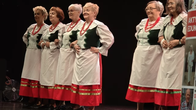 Tczew - Pierwsi Tczewianie odebrali Ogólnopolskie Karty Seniora