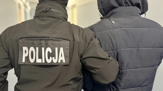 Tczew - Ukrywali się przed wymiarem sprawiedliwości. Kryminalni zatrzymali dwóch poszukiwanych listami gończym