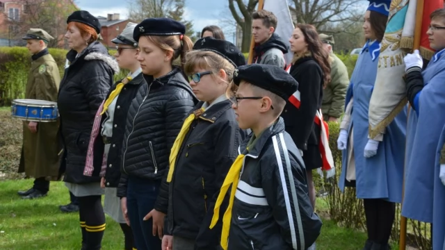 Tczew - Tczewianie pamiętają o ofiarach Katynia 