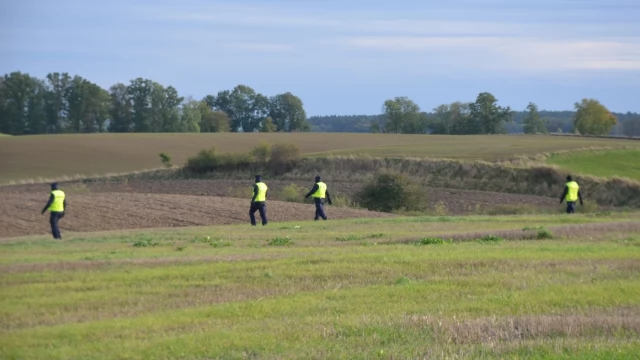 Tczew - Poszukiwania 36-letniej Jagny. Policjanci, strażacy, leśnicy i mieszkańcy przeczesują okolice