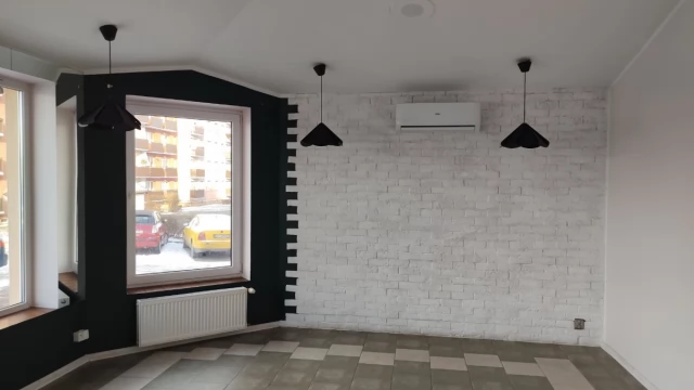 Tczew - Przetarg na dzierżawę lokalu użytkowego - 83, 90 m2