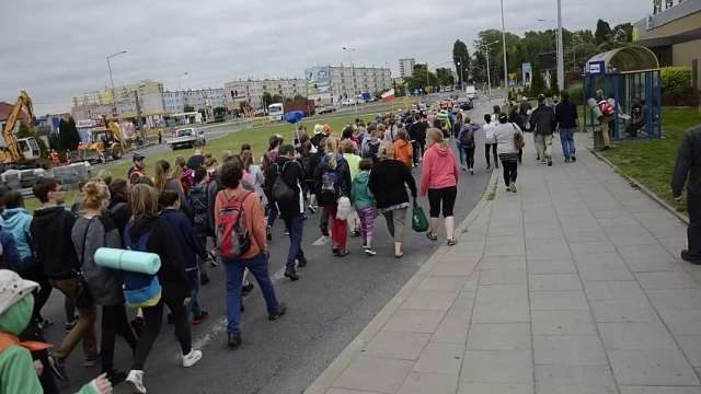 Tczew - Ruszyła piesza pielgrzymka na Jasną Górę - grupa Tczewska już na szlaku