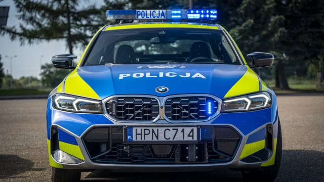 Tczew - BMW z sześciocylindrowym silnikiem w rękach tczewskich policjantów