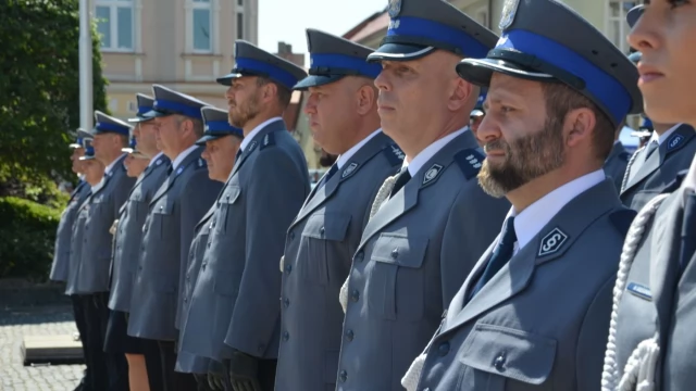 Tczew - Policjanci z całego województwa świętowali w Tczewie