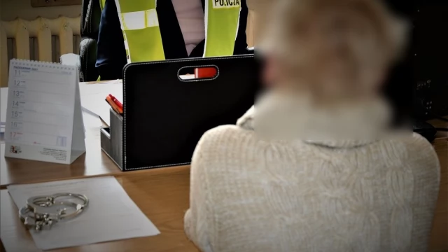 Tczew - Mieli wyłudzić kredyty na 200 tysięcy złotych. Trojgu zatrzymanych grozi 8 lat więzienia