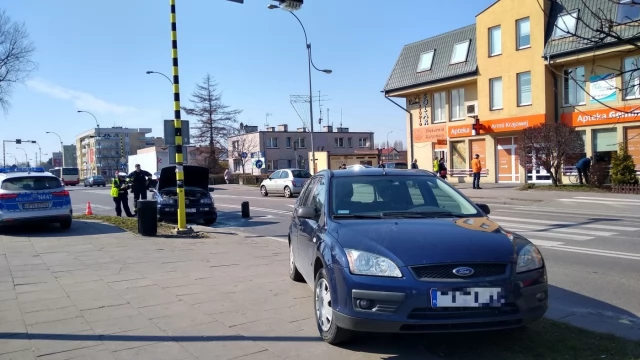 Tczew - Wypadek na Armii Krajowej. Poszkodowana kobieta w ciąży