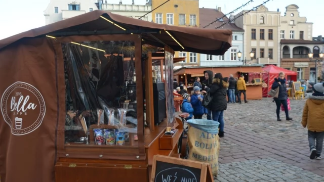 Tczew - Na Starym mieście trwa Jarmark Bożonarodzeniowy