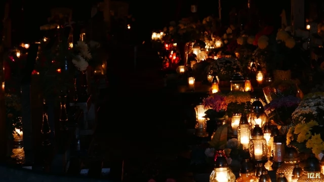 Tczew - Cmentarz nocą z dnia 1.11.2016 - godz. 23 [FOTO] [bez komentarza]
